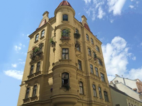 Отель 7th HEAVEN Vienna Center Apartments  Вена